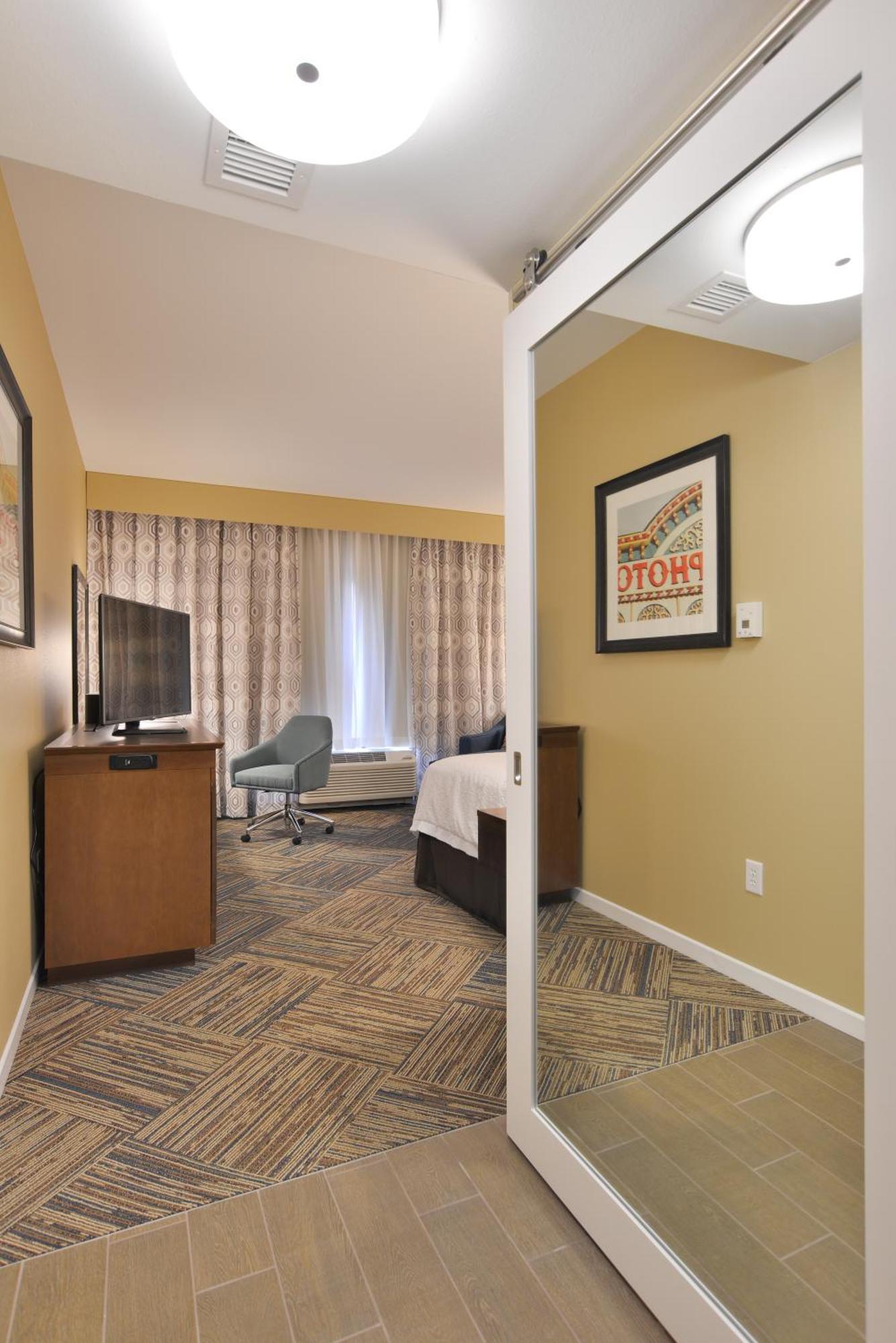 Hampton Inn & Suites Chippewa Falls Ngoại thất bức ảnh